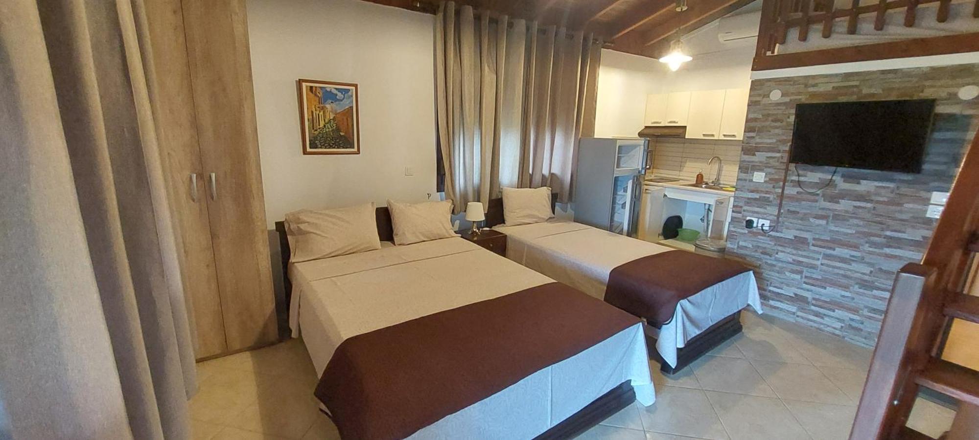 Dimitris' Villas - Villa 1 오르모스 파나기아스 외부 사진